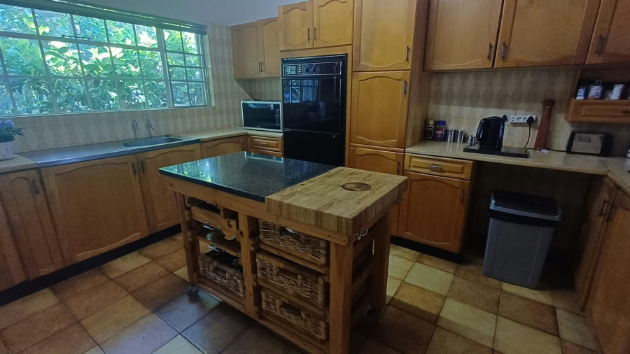 Commercial Property for Sale in Scheerpoort A H North West